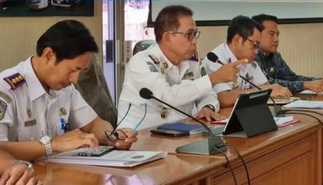 Penghargaan Panji-Panji Keberhasilan Pembangunan Bidang Perhubungan di Kaltim