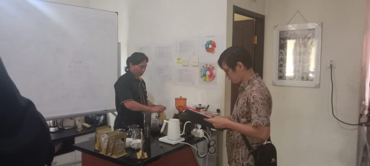 Pelatihan Barista BLKI Balikpapan, Dari Grinder Hingga Pelayanan Pelanggan