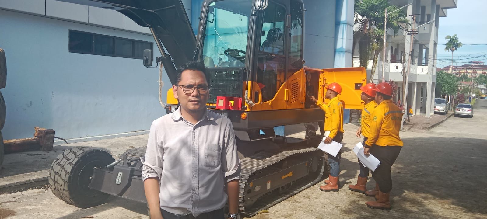 Siswa Program Mekanik Alat Berat BLKI Balikpapan Dipersiapkan untuk Perawatan Excavator