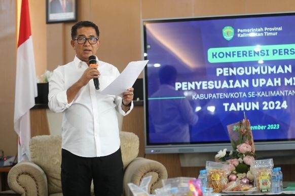 Pj Gubernur Kaltim Tetapkan UMK 2024, Samarinda Raih Kenaikan Tertinggi