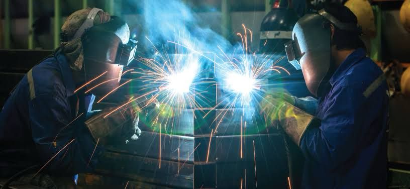 15 Peserta Pelatihan Teknik Welder BLKI Balikpapan Raih Sertifikat BNSP