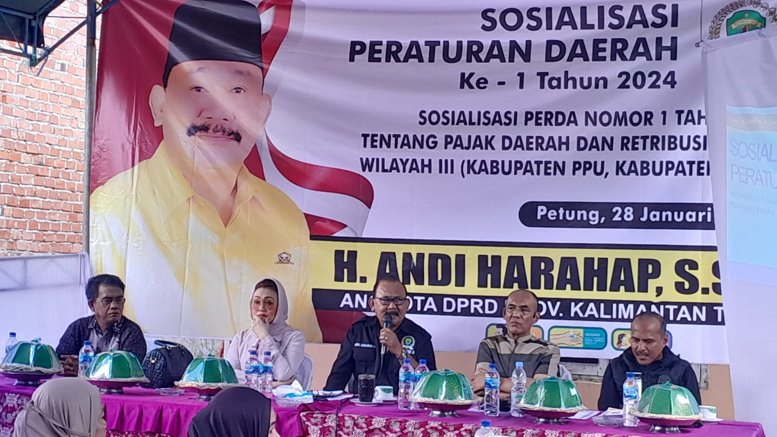 Andi Harahap menggelar Sosperda ke-1 tentang pajak daerah di PPU