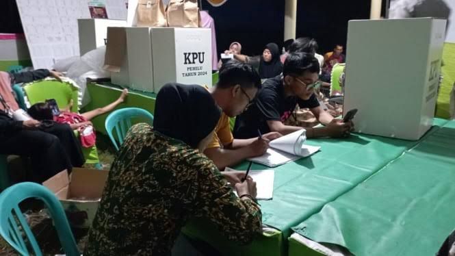 13 Anggota KPPS DKI Jakarta Dirawat karena Gangguan Kesehatan