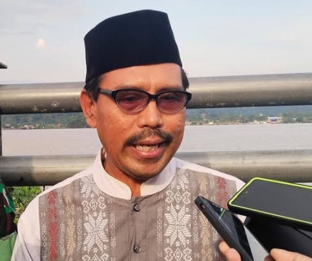 Distanak Kukar Berikan Bantuan Solar Subsidi untuk Petani Mekanisasi Pertanian