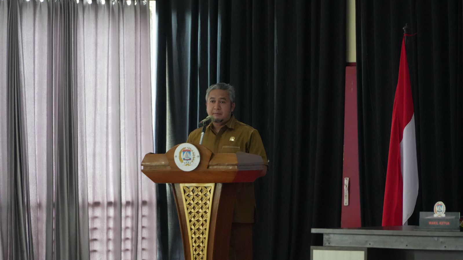 Rapat Paripurna ke-2, Andi Arif Agung Bahas Regulasi Perumahan di Balikpapan