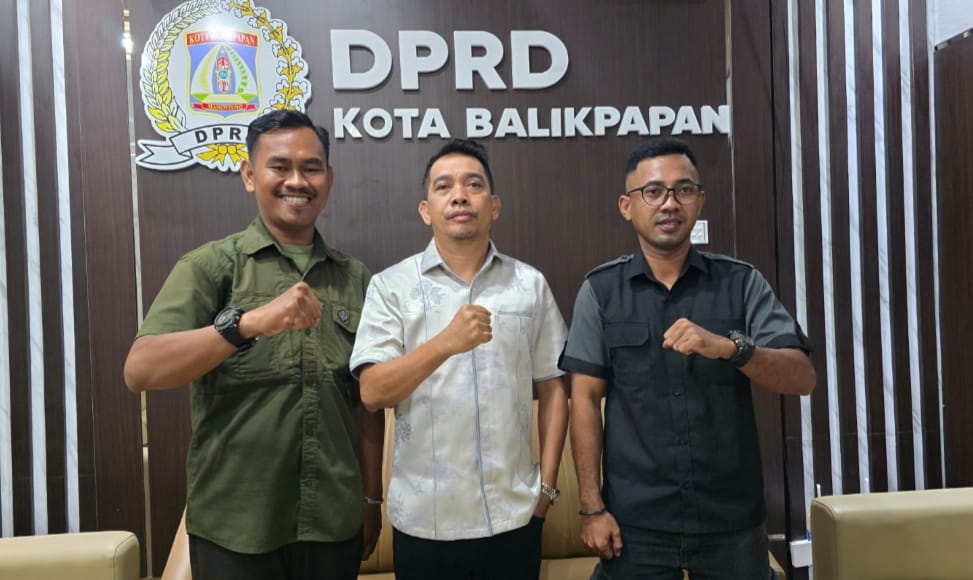 Ketua DPRD Balikpapan, Alwi Terima Pesan Inklusivitas dari Dua Pramuka Tuna Rungu