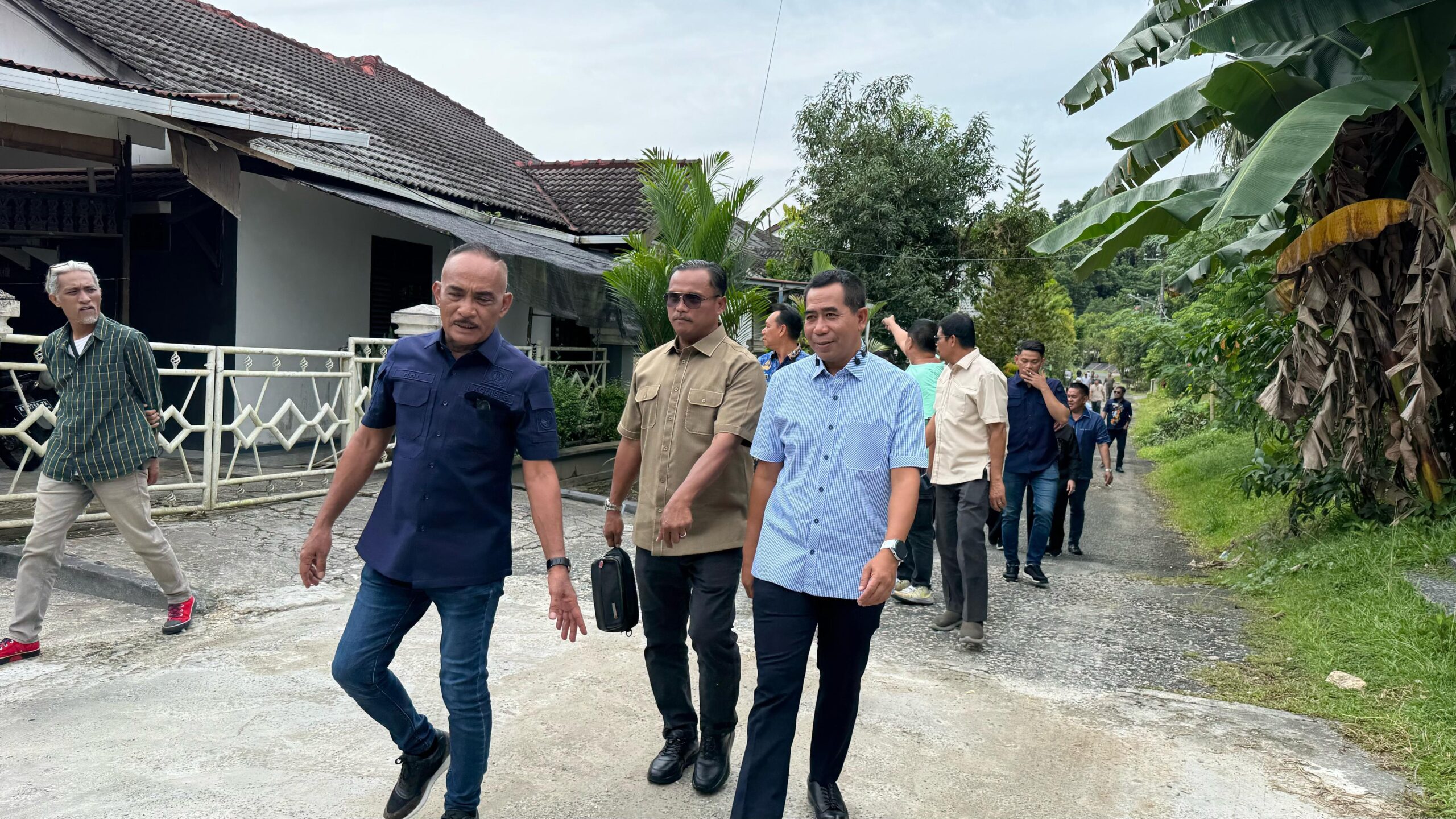 Upaya Penyelesaian masalah jalan, Halili Adi Negara Sesalkan Sikap Warga Perumahan Wika