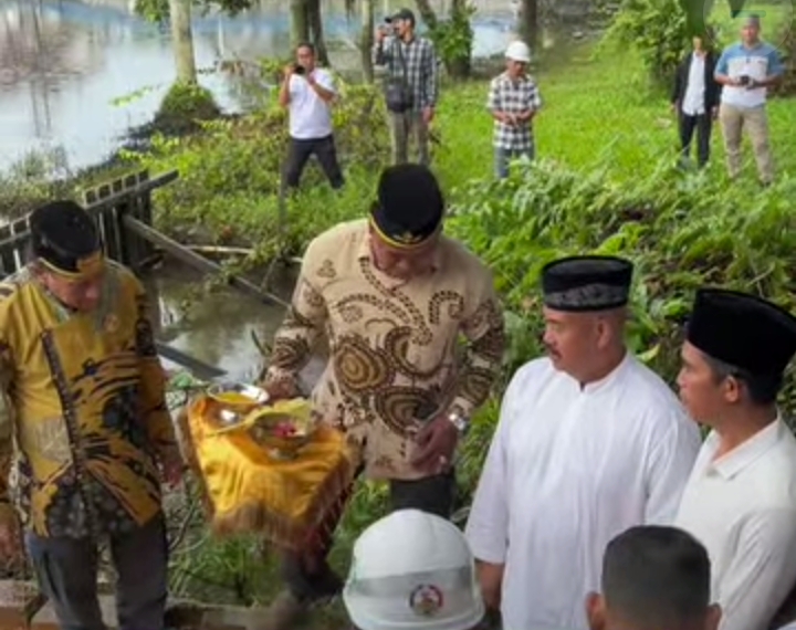 Pembangunan Jembatan Pendamping di Tenggarong Dimulai, Bupati Kukar Tekankan Harmoni Kemajuan dan Budaya