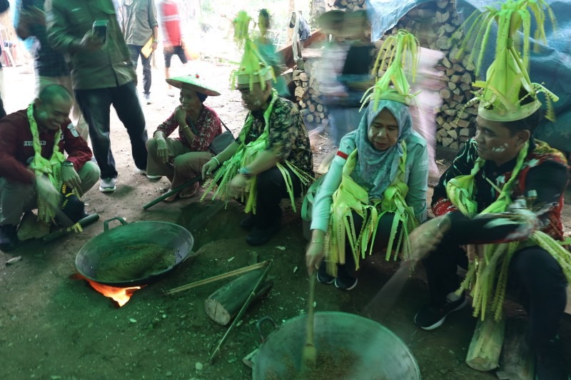Balai Adat Kedang Ipil Gelar Nutuk Beham, Merayakan Ikatan Leluhur dan Alam
