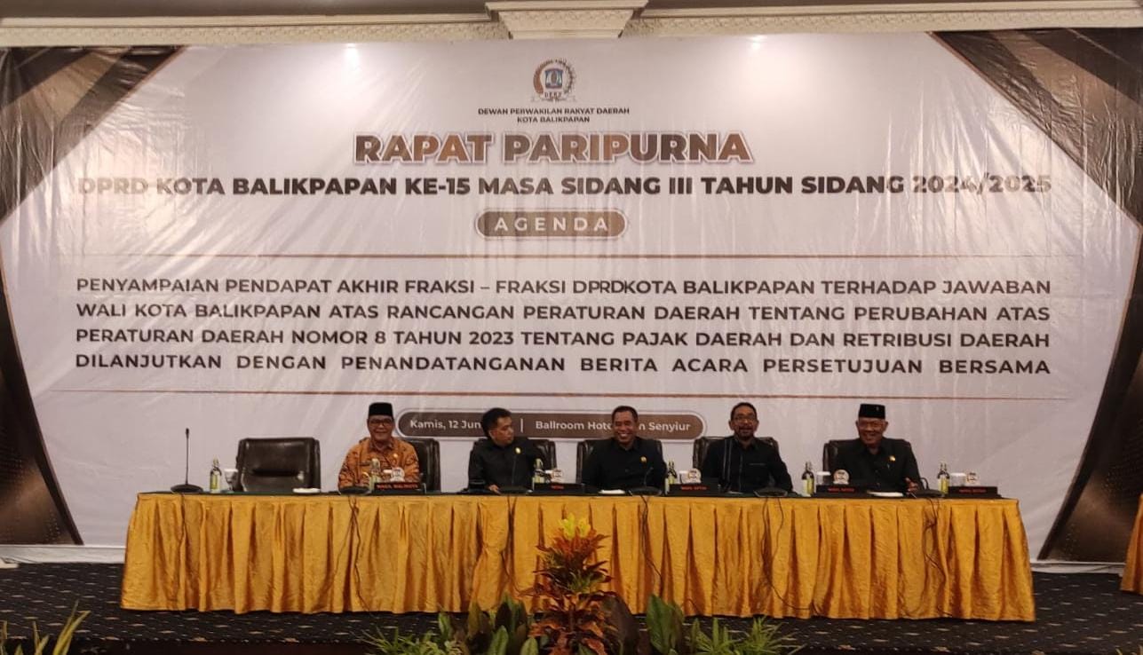 Dewan Dan Pemkot Balikpapan Sepakat Revisi Perda Pajak dan Retribusi Daerah dalam acara Rapat Paripurna ke-15