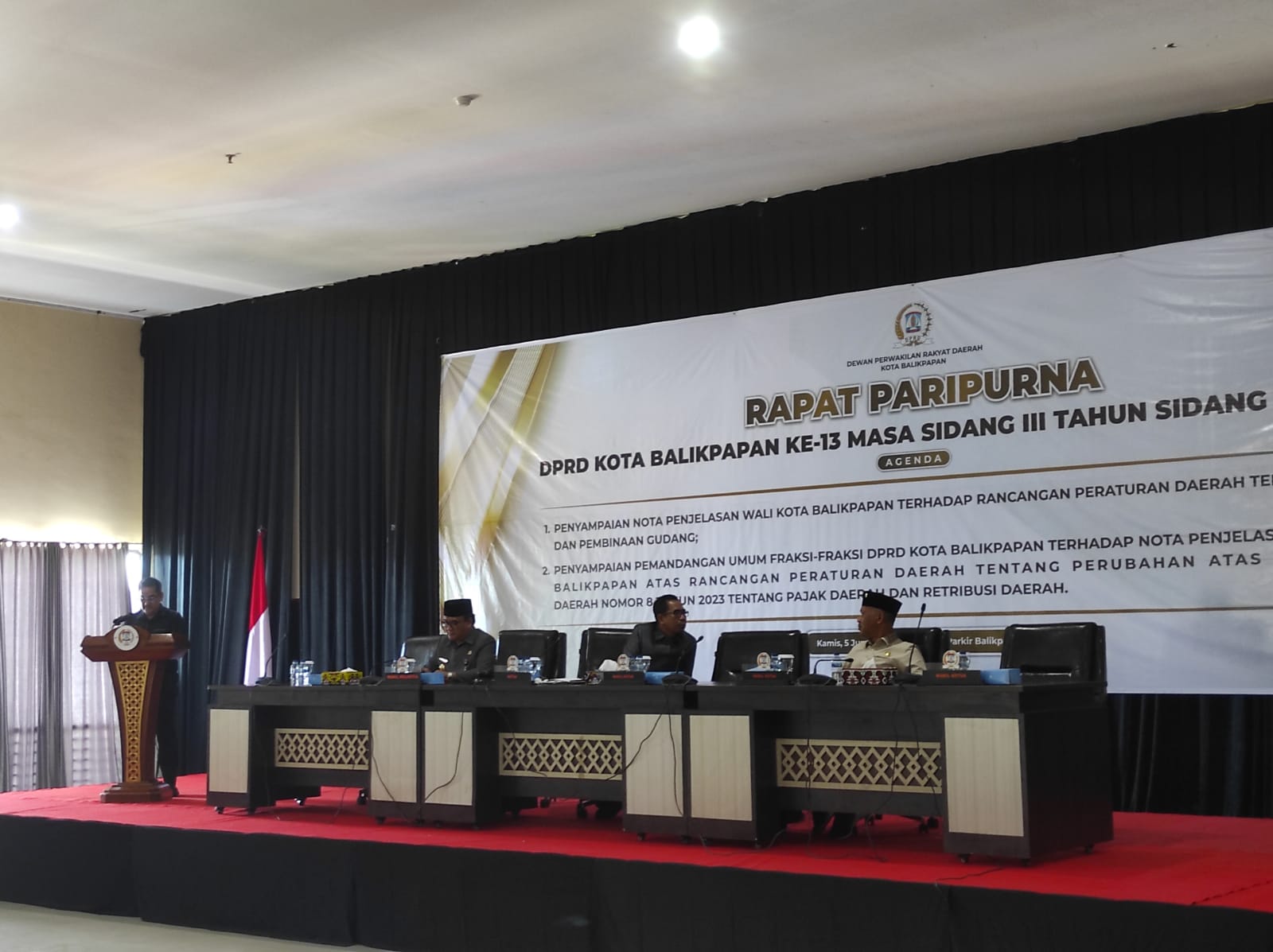 Fraksi PDIP DPRD Balikpapan Dorong Penegakan Sanksi dan Efisiensi Pelayanan dalam Revisi Perda Pajak