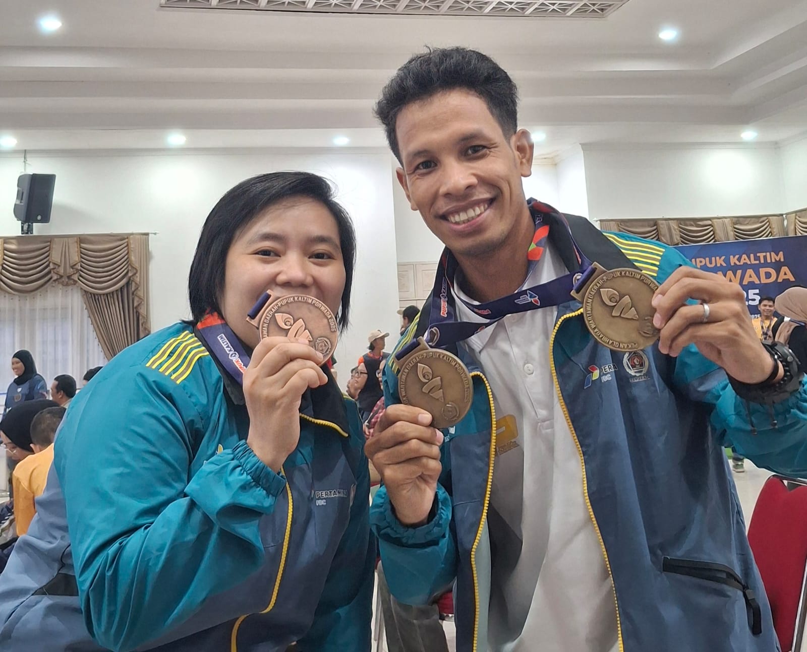 Dhion Sabet Dua Emas di Porwada Kaltim 2025, Buktikan Wartawan Juga Bisa Berprestasi di Arena Olahraga