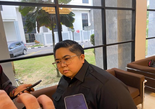 Ratusan Tongkang Lewat Tiap Hari, DPRD: Pendapatan dari Sungai Mahakam Masih Minim