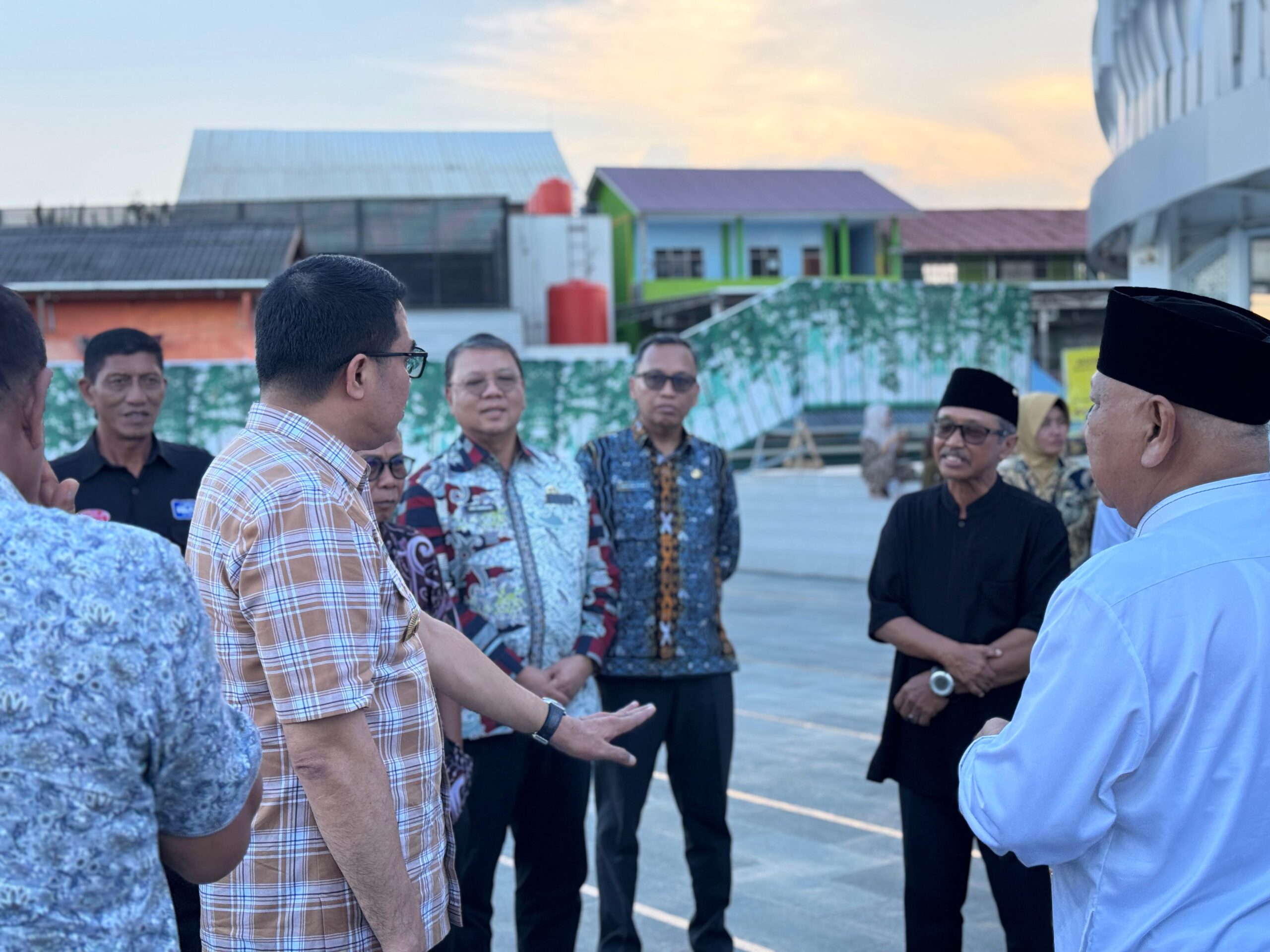 Pemkot Samarinda Targetkan Penataan Kawasan Bawah Jembatan Mahakam Rampung Tahun Depan