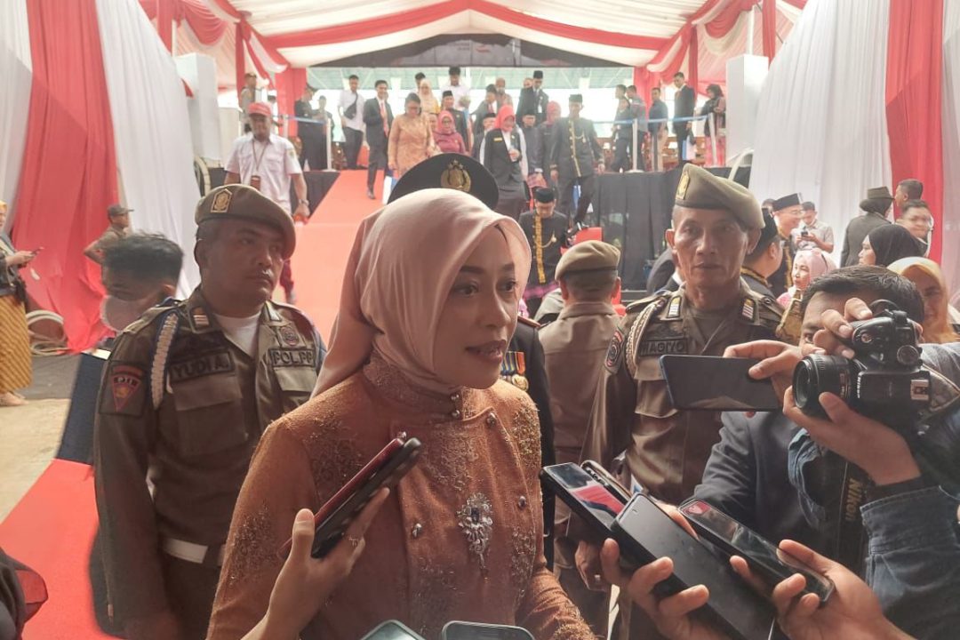 Foto : Sekda Kaltim, Sri Wahyuni